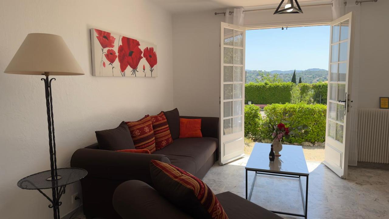 Villa Entiere Au Calme Dans Village Provencal Peymeinade Экстерьер фото
