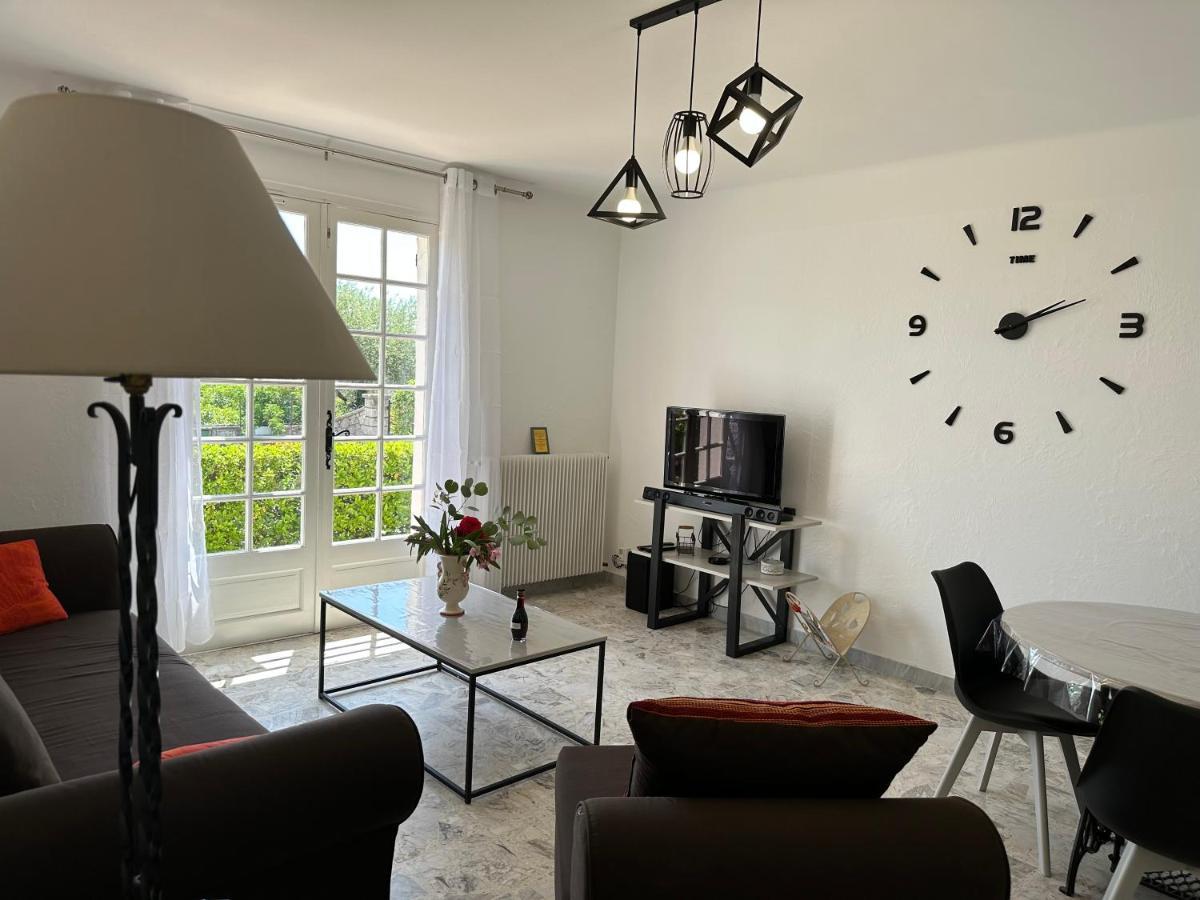 Villa Entiere Au Calme Dans Village Provencal Peymeinade Экстерьер фото